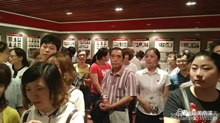 化社区庆祝建党96周年我志愿加入中国共产党