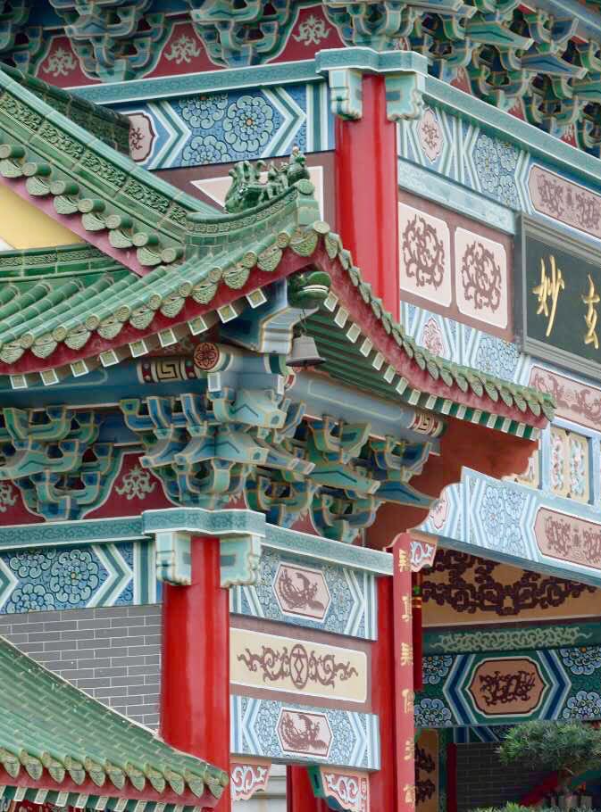 日丽瑶台,云飞画栋;香凝宝殿,乐奏钧天。--不