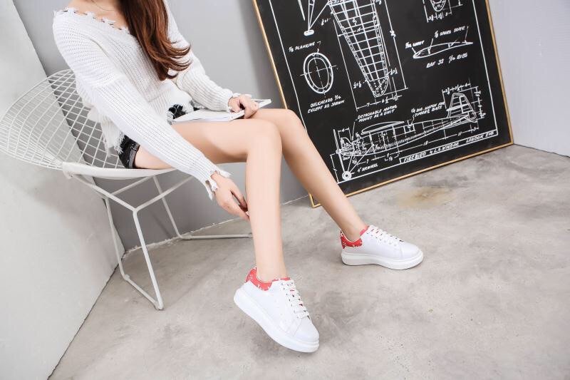 三三易通商城佳人易足鞋业旗舰店欢迎您的加入