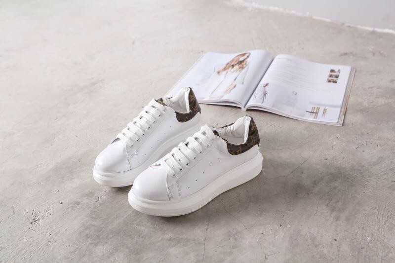 三三易通商城佳人易足鞋业旗舰店欢迎您的加入