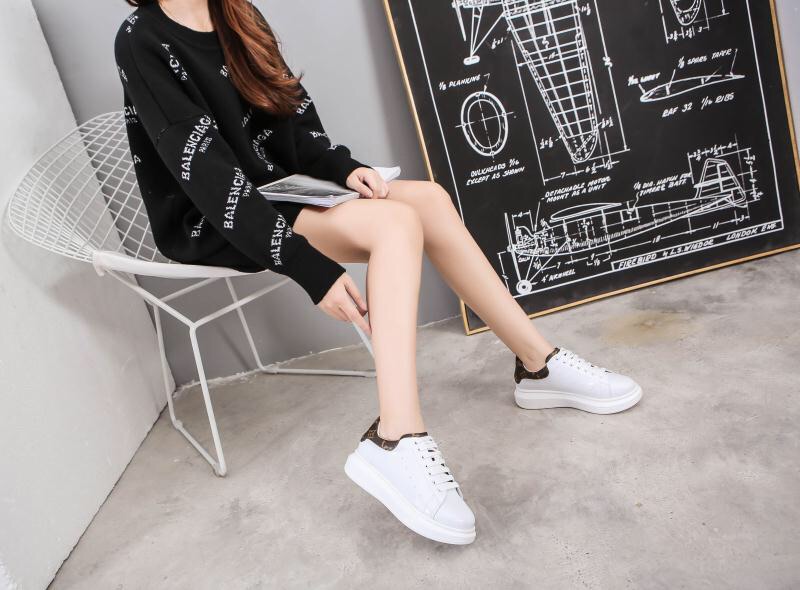 三三易通商城佳人易足鞋业旗舰店欢迎您的加入