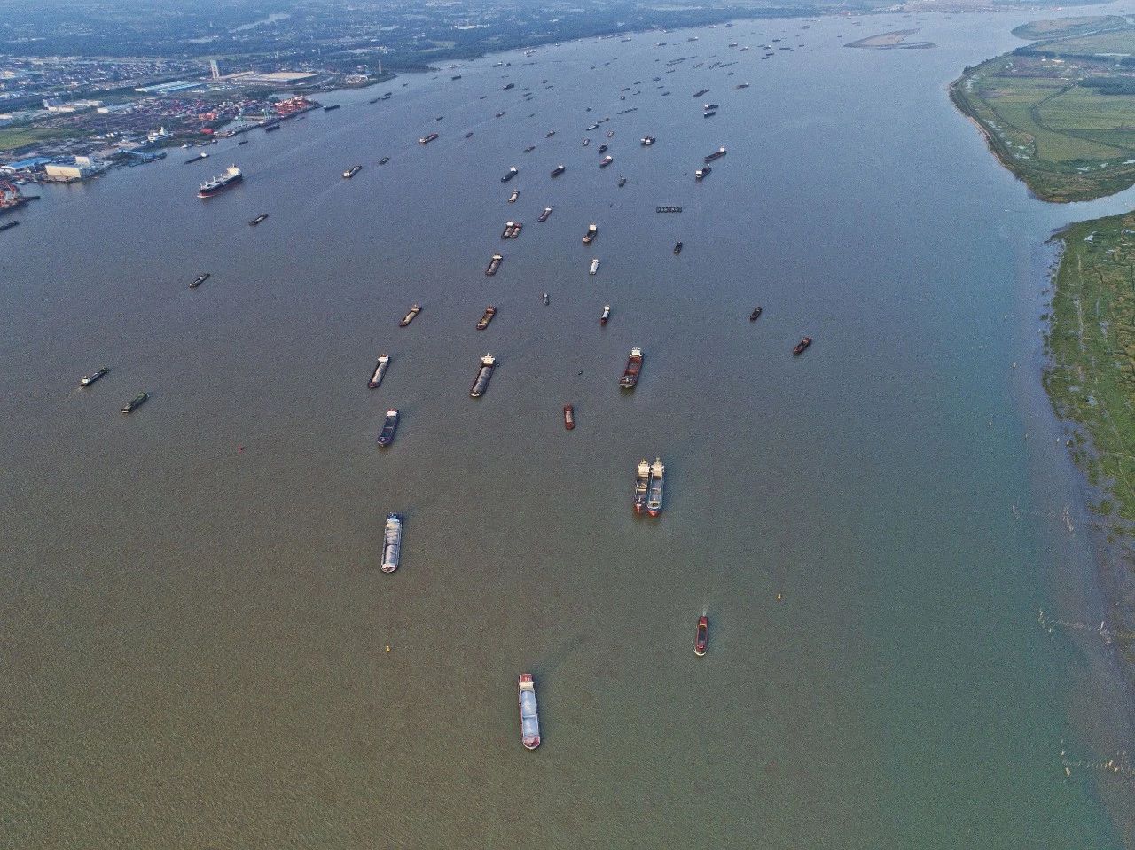 早啊!新闻来了〔2018.06.19〕(转自央视新闻)