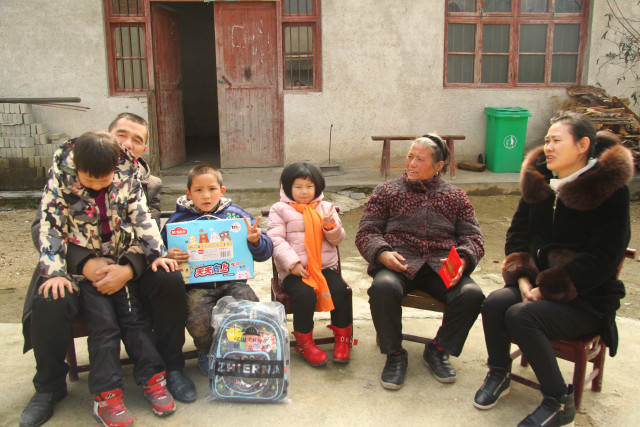 这两名学生居然不花一分钱就进入隽水寄宿小学就读