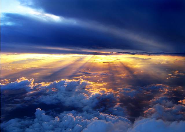 正能量的人,总是自带光芒!