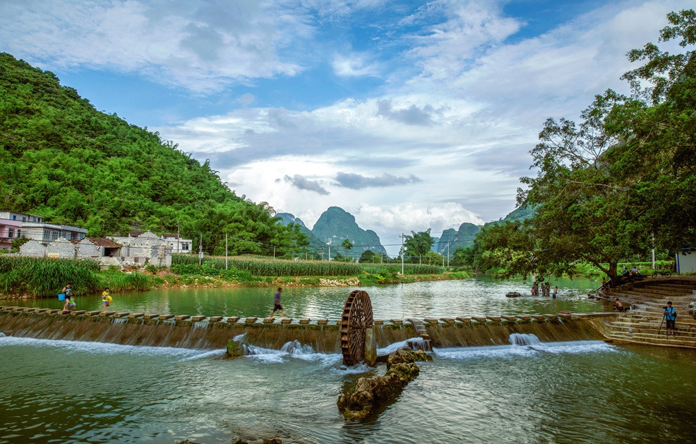 马山县小都百风景区图片