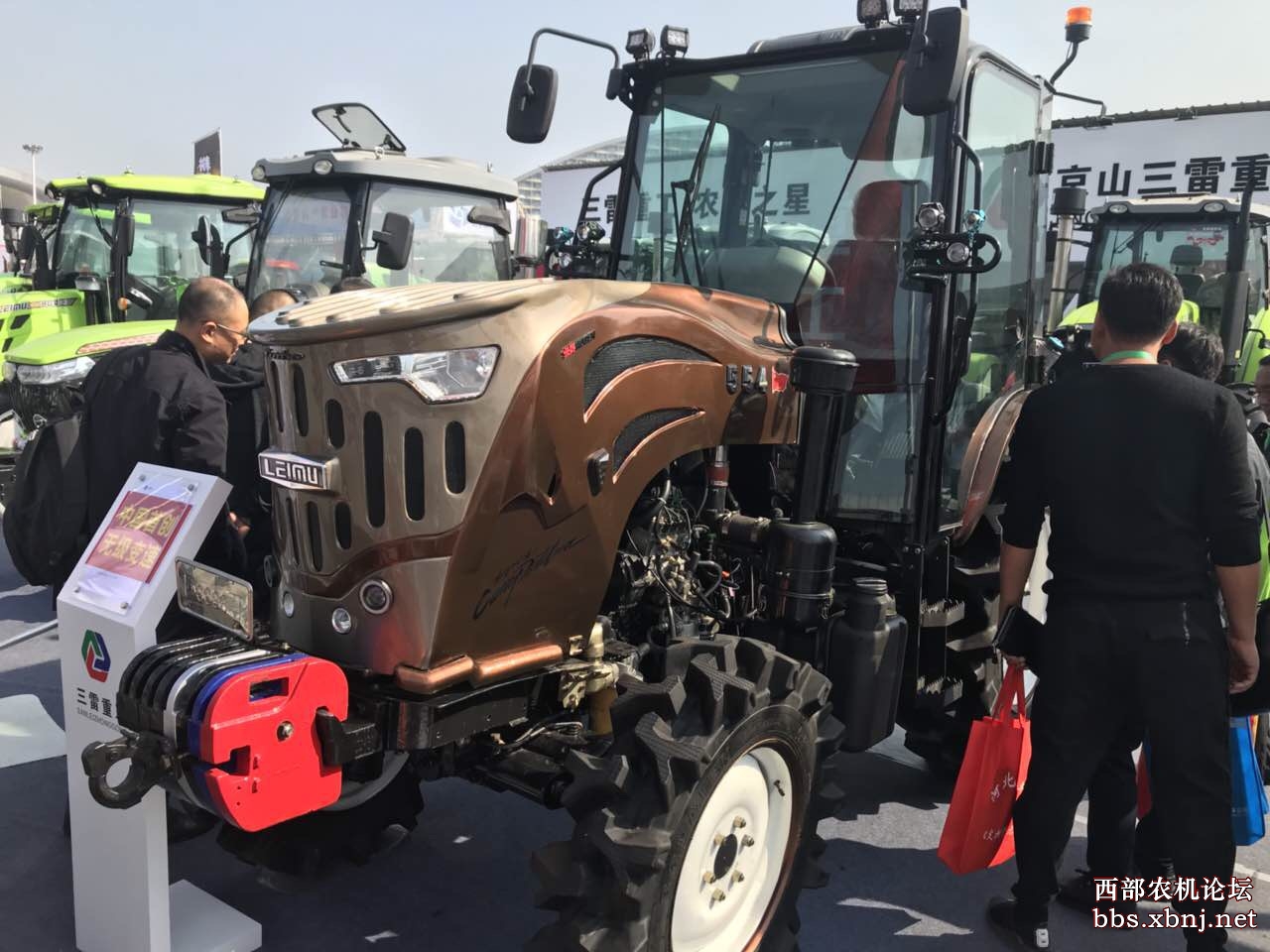 各种国产拖拉机大合集2017国际农机博览会