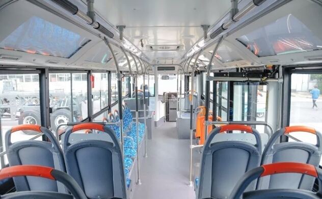 赤峰新开空调公交线路k100,票价两元!多条线路进行调整.