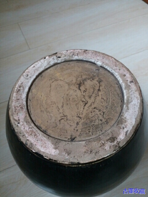      西夏黑釉龙纹嘟噜瓶