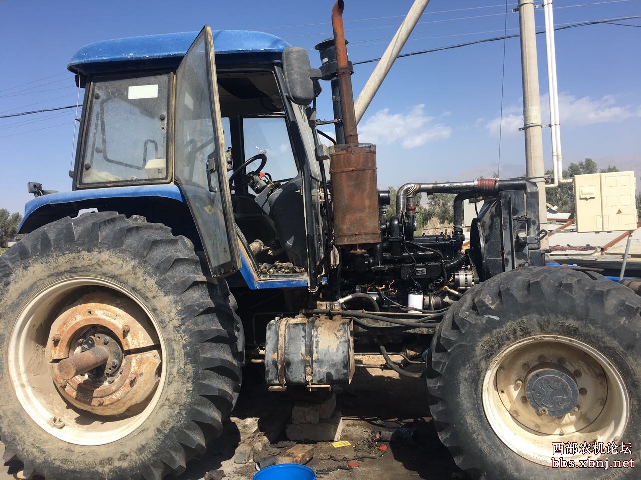 雷沃1854安装玉柴动力200马力柴油机